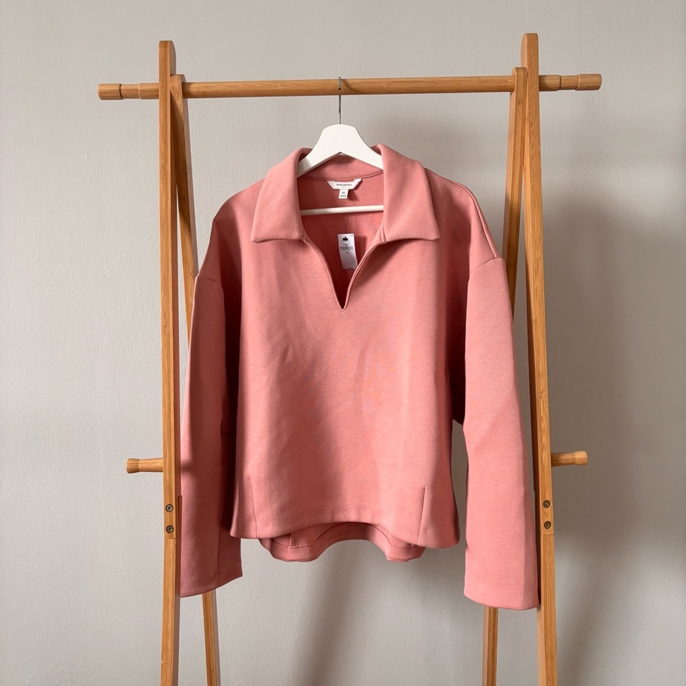 Banana Republic Women's Rose Sweatshirt